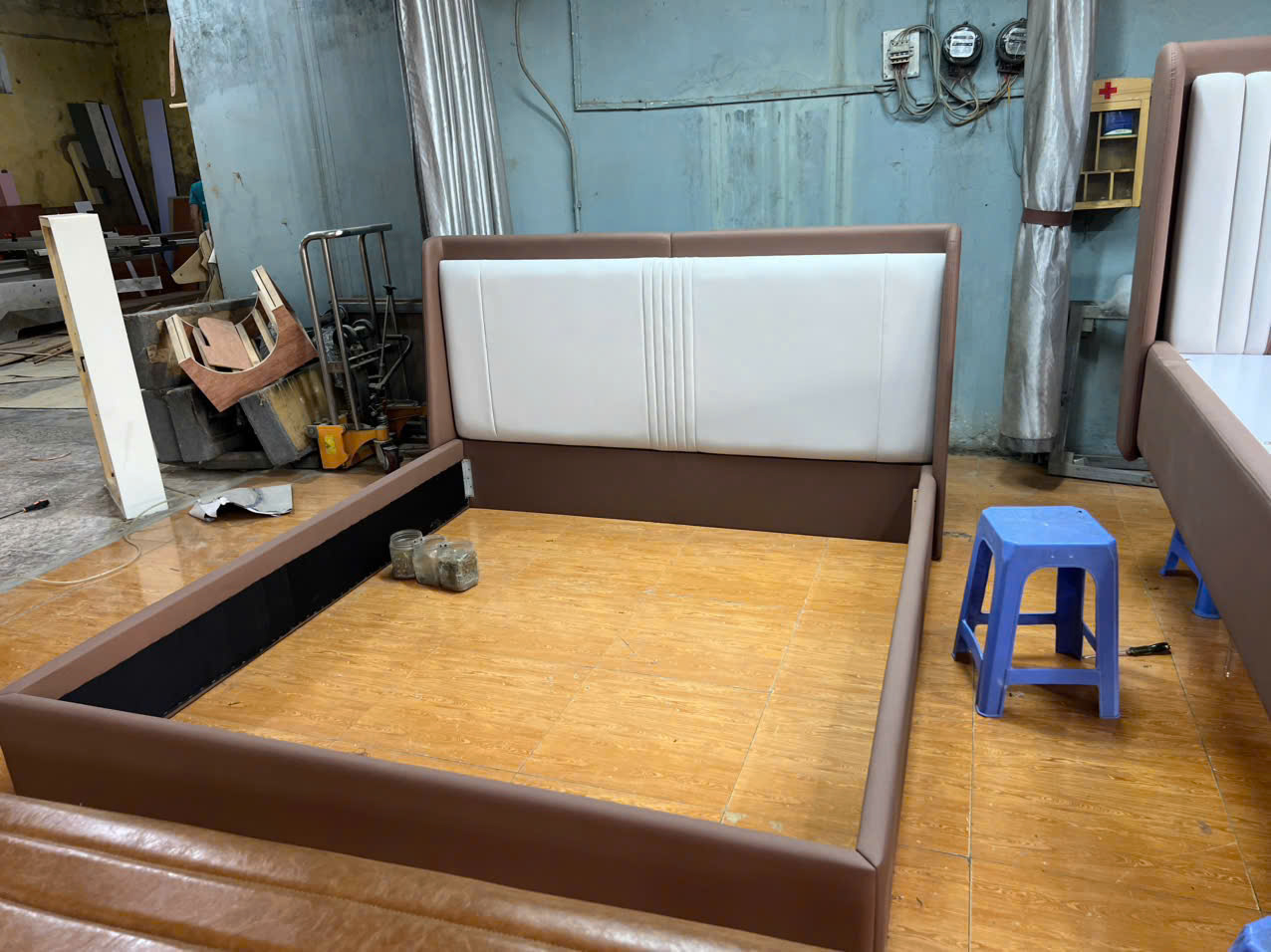 Thi công lắp đặt Giường khách sạn tại Quảng Ninh