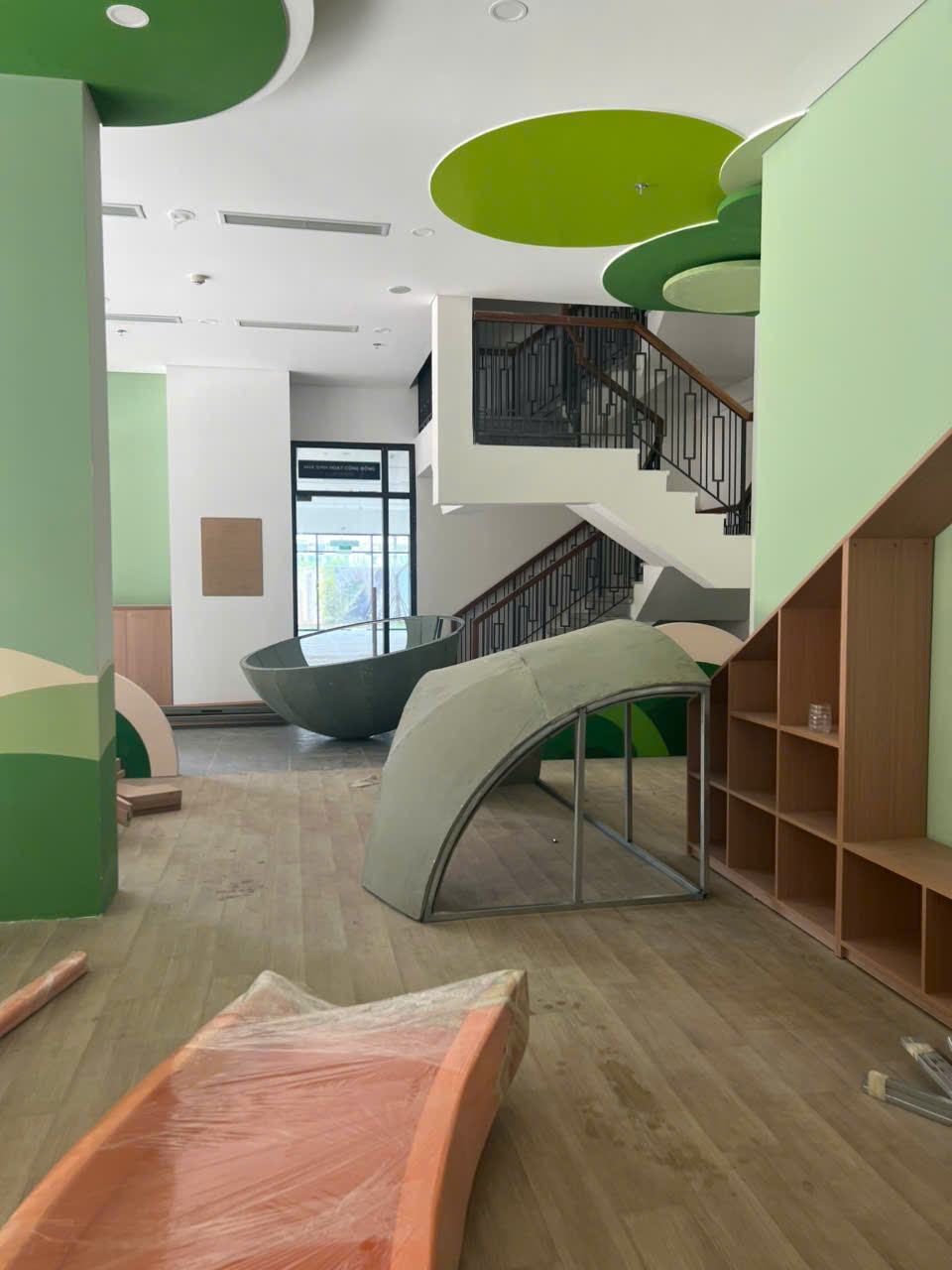 Completing Win Ha Tinh project