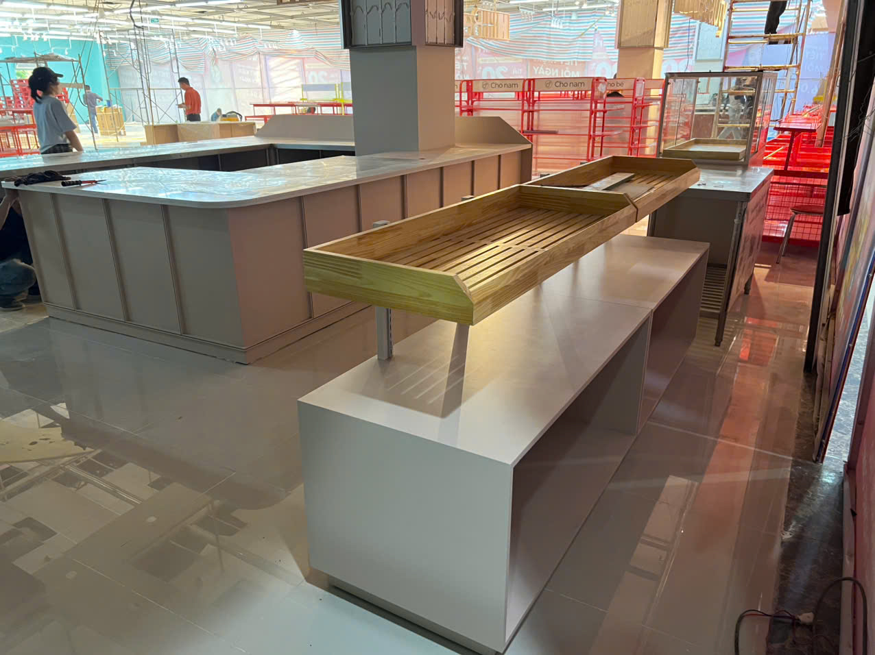 Completing Win Ha Tinh project